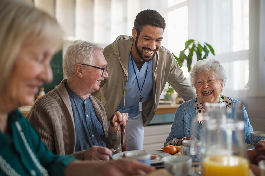 Carer with seniors in care home in Lincolnshire